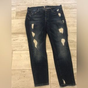 7 for All Mankind Josefina Boyfriend Jeans. Size 26.